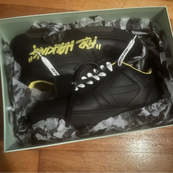 Off White “For Walking” Sneakers Unisex like new